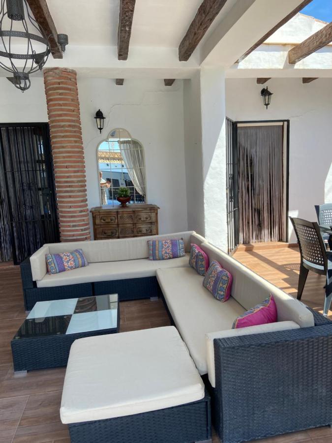 Villa Zahar Periana Exterior photo