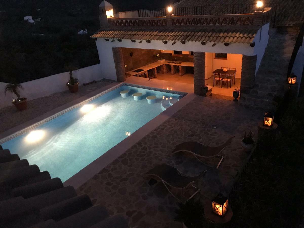 Villa Zahar Periana Exterior photo